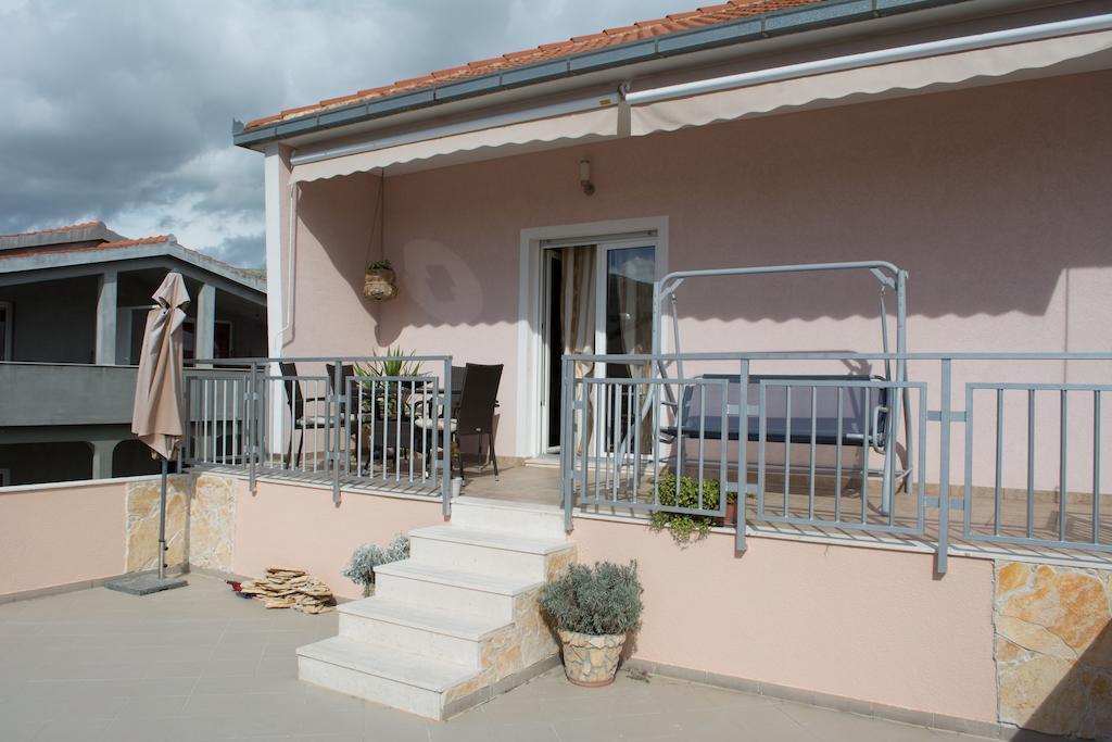 Apartment Adriana Trogir Habitación foto